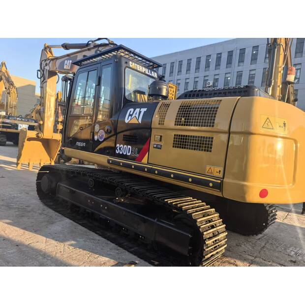 2025 Caterpillar 330D2L-49052442