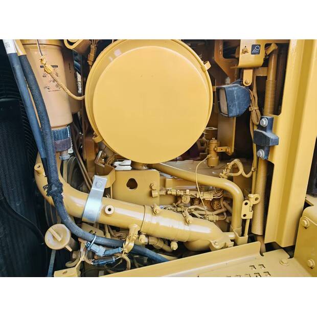 2022 Caterpillar D7R-49052465