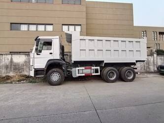 Image for SITE DUMPERS 2024 HOWO 371