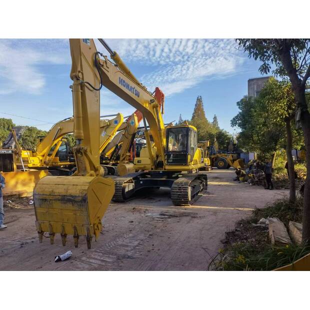 2024 Komatsu PC300-49052475