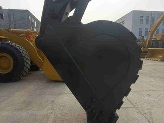 2024-hyundai-r220lc-49052552
