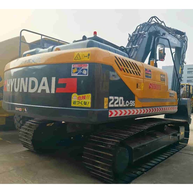 2024 Hyundai R220LC-49052554