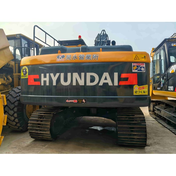 2024 Hyundai R220LC-49052555