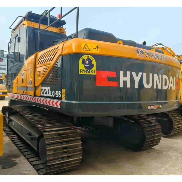 2024 Hyundai R220LC-49052556