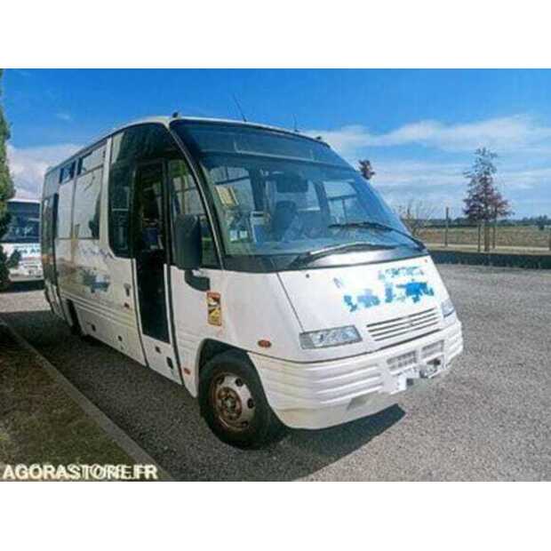 Mercedes-Benz Vario-49052587