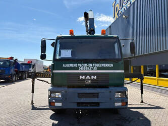 2002-man-le-220-1486708-49054028