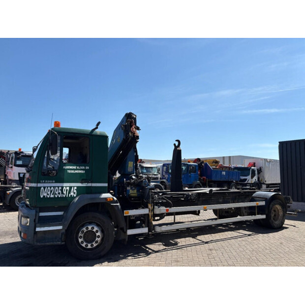 2002 MAN LE 220-49054039