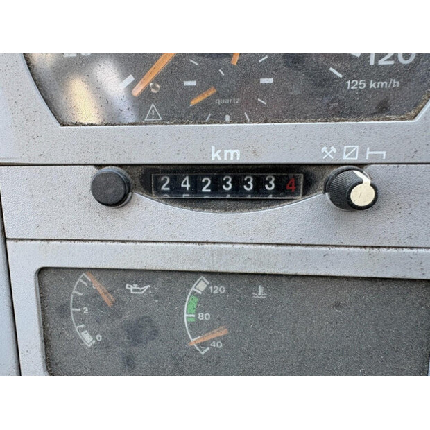 2002 MAN LE 220-49054047