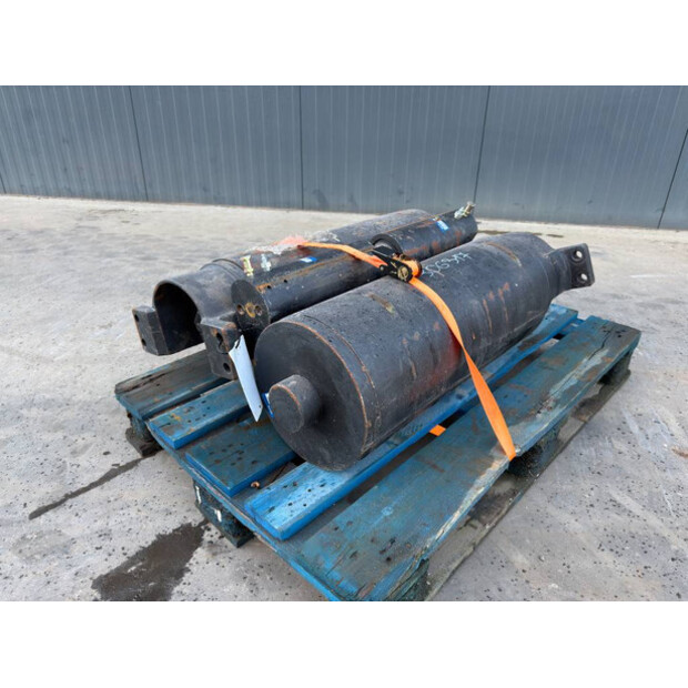 2026 Caterpillar 336-49054127