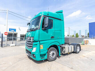 صورة ل 2015 مرسيدس بنز Actros 1845 LS