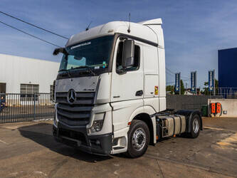 2015-mercedes-benz-actros-1845-ls-1474421-49054282