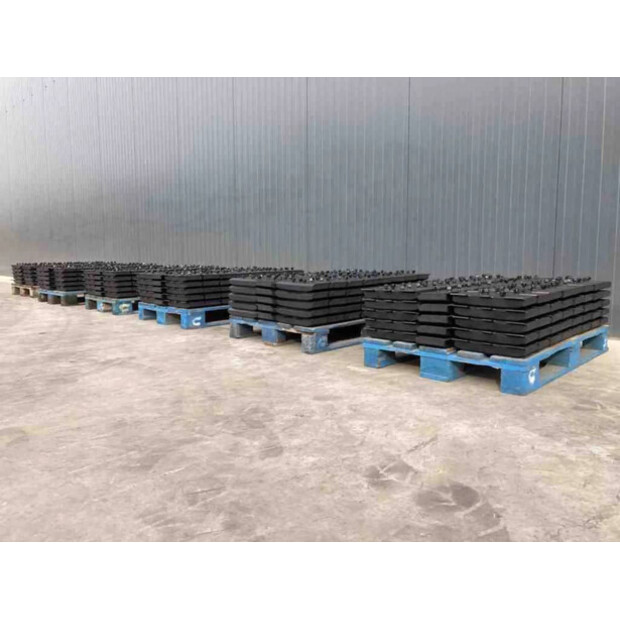 2026 Volvo OTHERS-49054418
