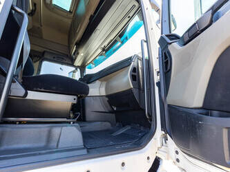 2022-man-tgx-18-510-1483597-49054425