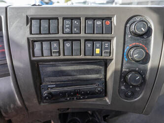 2011-renault-premium-lander-380-49054587