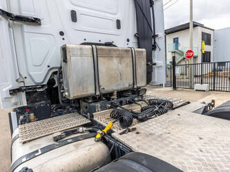2018-mercedes-benz-actros-2646-1486769-49054929