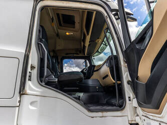 2018-mercedes-benz-actros-2646-1486769-49054935