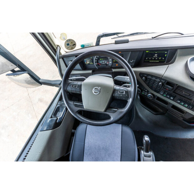 2017 Volvo FH500-49055016