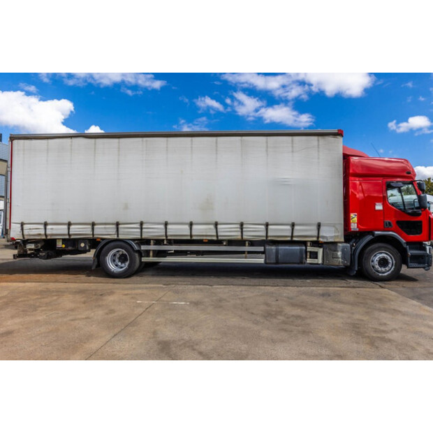 2015 Renault D19-49055082