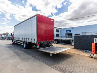 2015-renault-d19-1486775-49055087