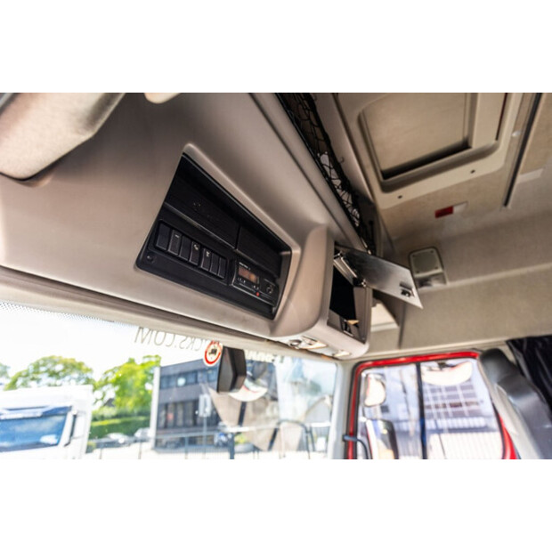 2015 Renault D19-49055092