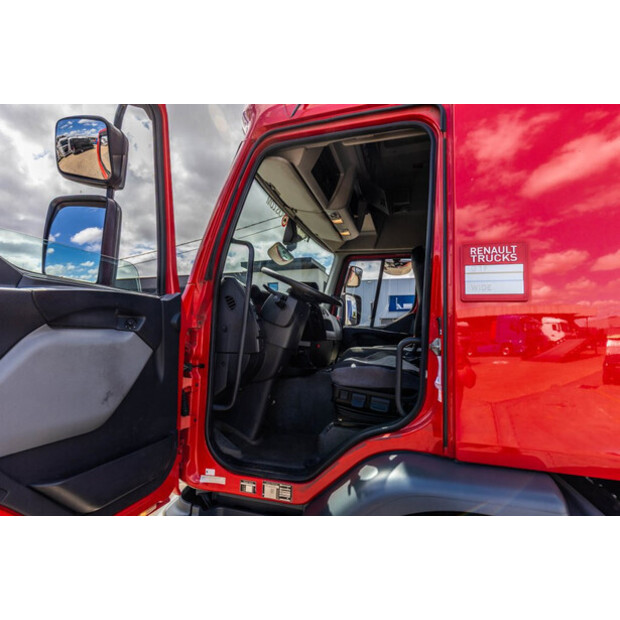 2015 Renault D19-49055095