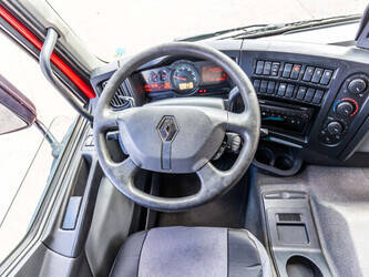 2015-renault-d19-1486775-49055098
