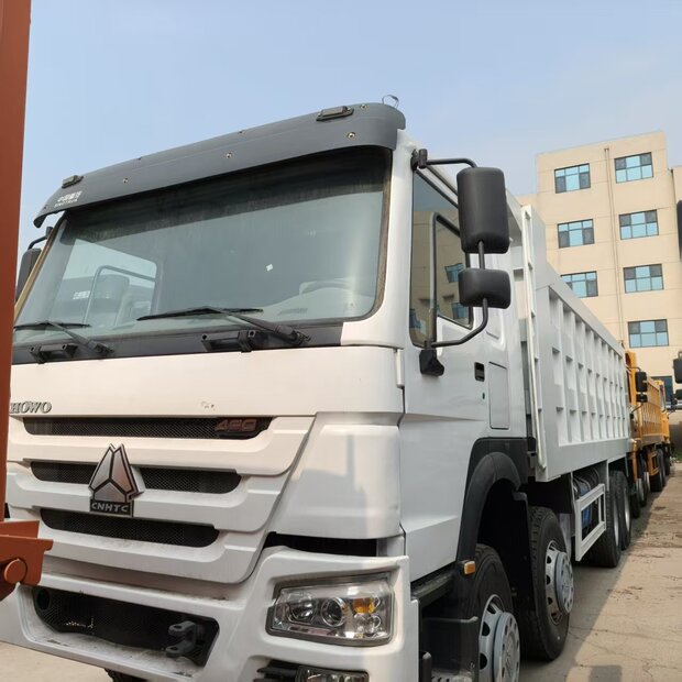 2025 HOWO 420HP-49055535