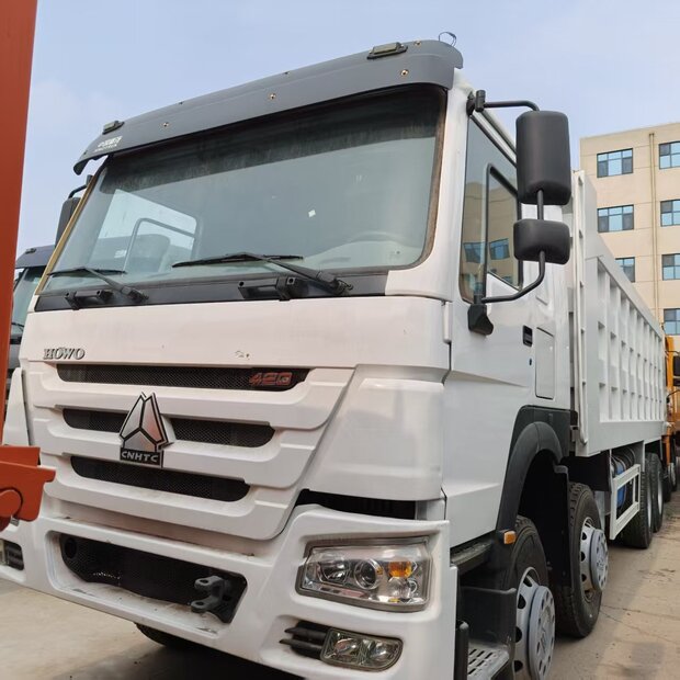 2025 HOWO 420HP-49055540