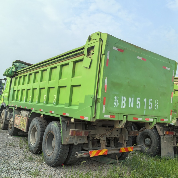 2023 HOWO T7H400-49055552