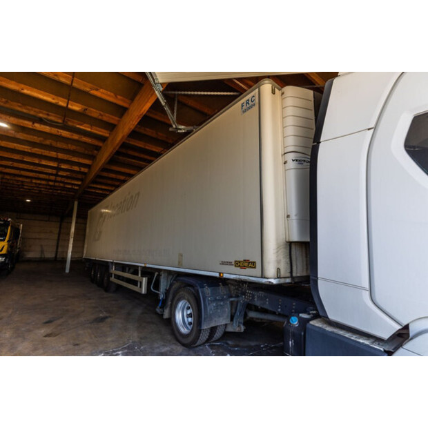 2016 تشيرو Carrier Vector 1350-49055763
