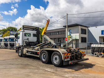 2013-mercedes-benz-actros-2541-1486771-49055803