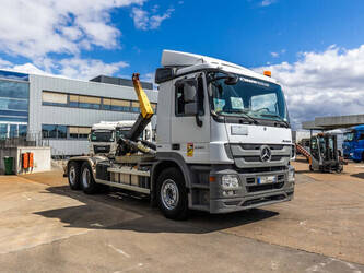 2013-mercedes-benz-actros-2541-1486771-49055807