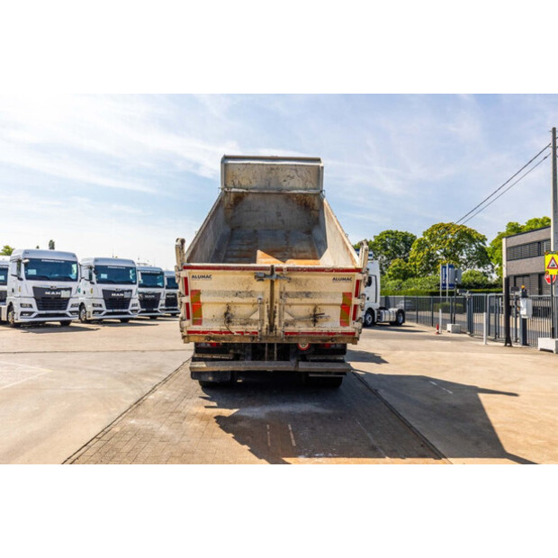 2011 MAN TGS 33.400 BB-49055831