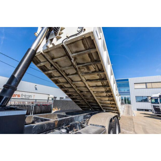 2011 MAN TGS 33.400 BB-49055836
