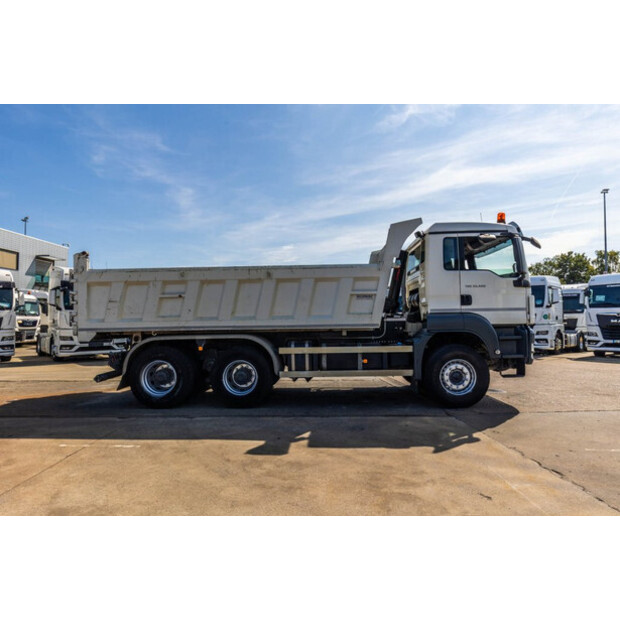 2011 MAN TGS 33.400 BB-49055837
