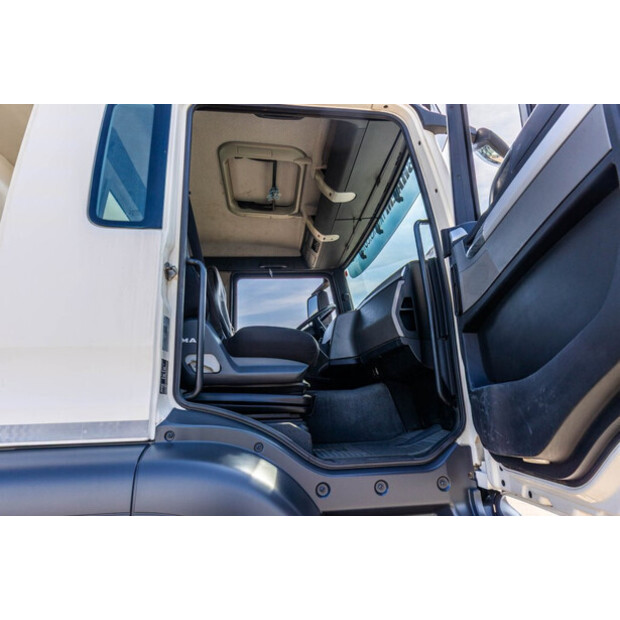 2011 MAN TGS 33.400 BB-49055850