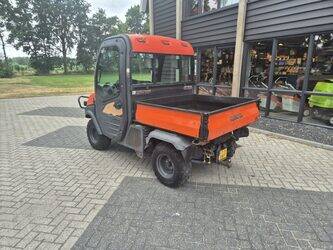 2011-kubota-1486843-49056451
