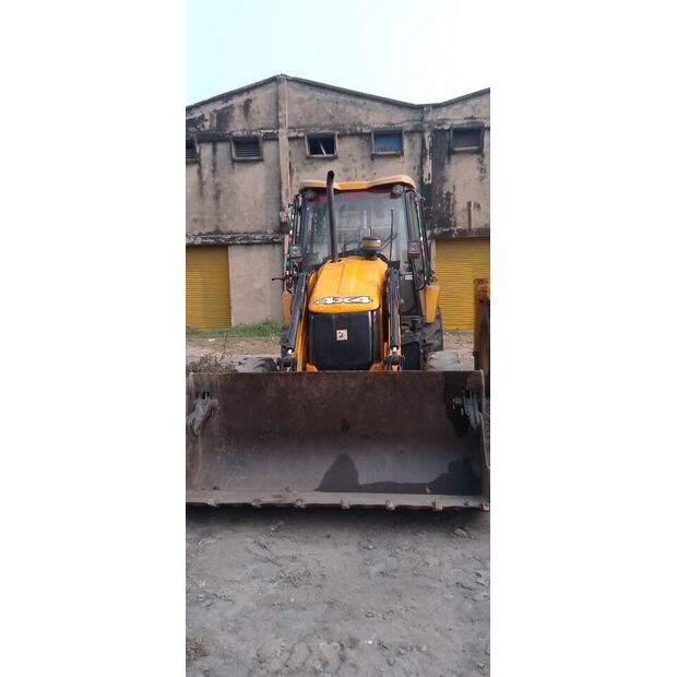 2017 JCB 3DX-49056540