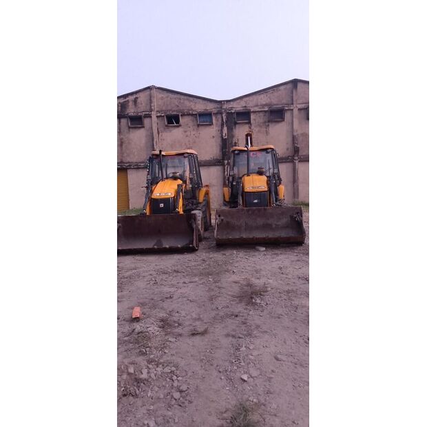2017 JCB 3DX-49056542
