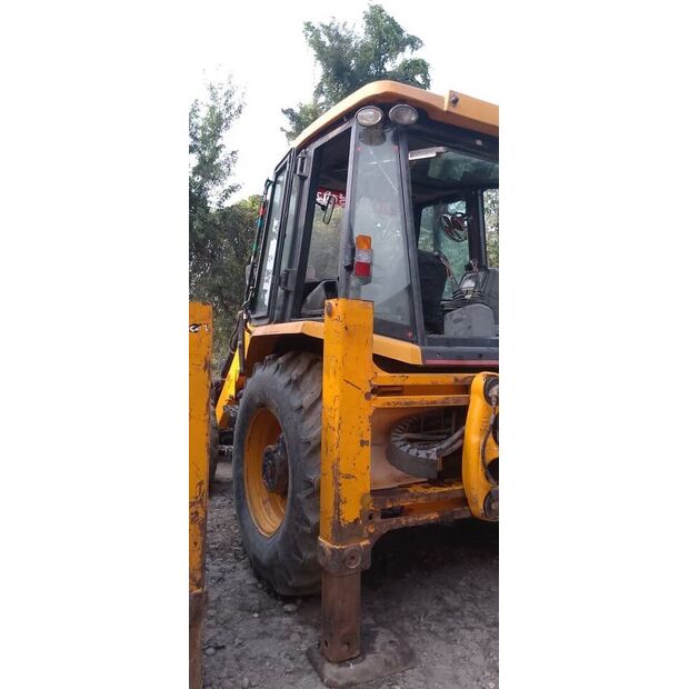 2017 JCB 3DX-49056544