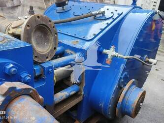 2010-spm-oil-gas-tws2250-49057380