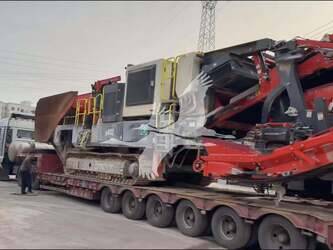 Image for CRUSHERS & SCREENS 2021 Sandvik QI442