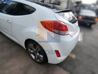 2011-hyundai-veloster-49058187