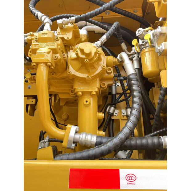 2025 Caterpillar 349D2L-49058195