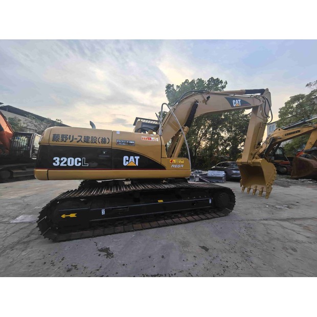2024 كاتربيلر 320CL-49058210