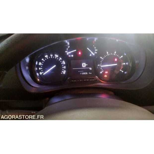 2021 Opel ZAFIRA-49061536