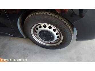2021-opel-zafira-49061537