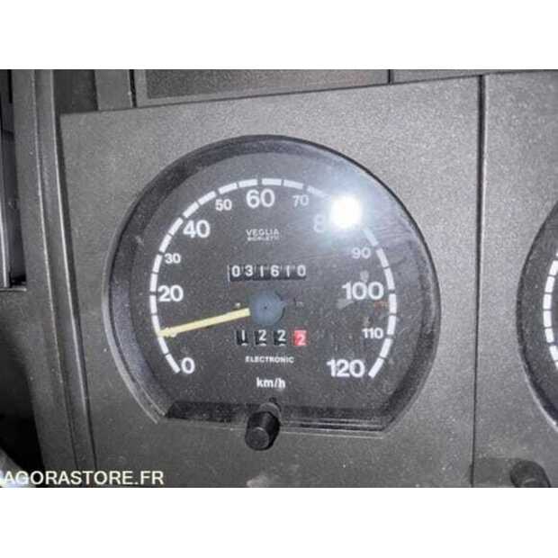 Iveco 180HP-49061575