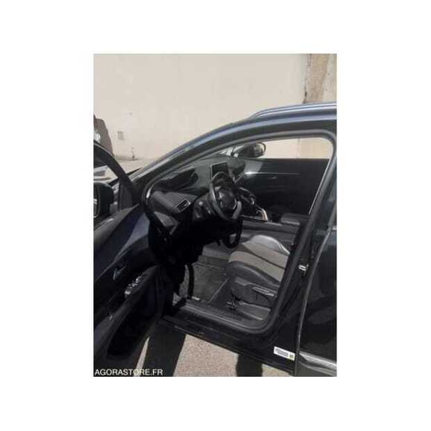 2018 Peugeot 3008-49061632