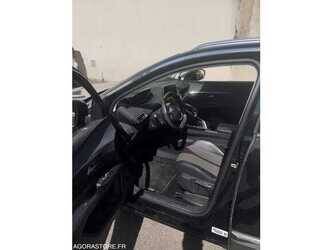 2018-peugeot-3008-1486950-49061632